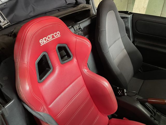 Toyota MR-S 2000-04 1819-10