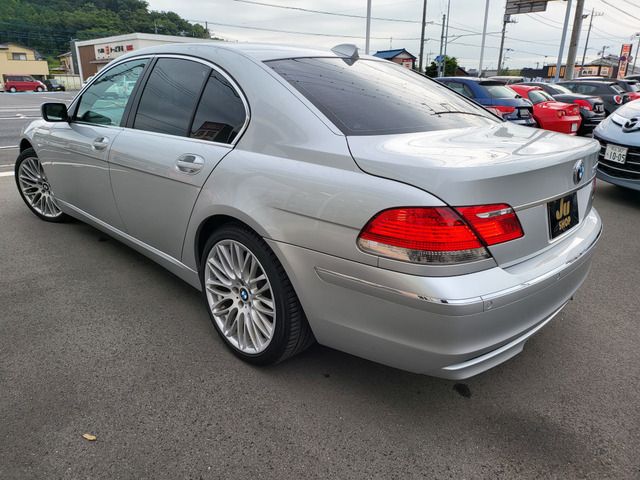 Bmw 7 SERIES 2005-06 6773-7