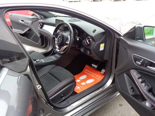 Mercedes Benz CLA-CLASS 2016-10 23295-9