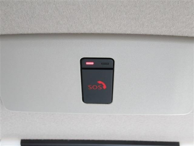 Nissan AURA 2022-10 195233-20