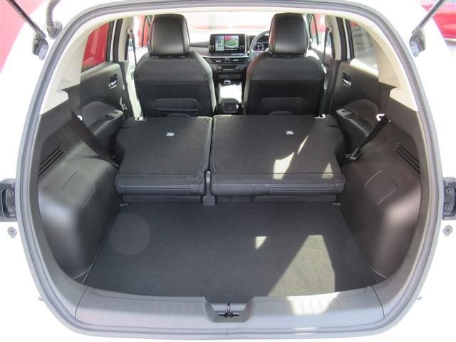Nissan AURA 2022-10 195233-27