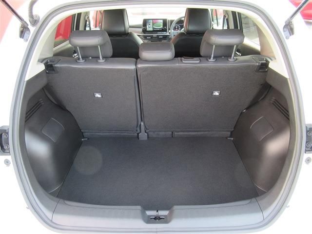 Nissan AURA 2022-10 195233-7