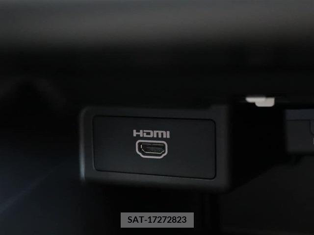 Nissan LEAF 2021-10 342216-17