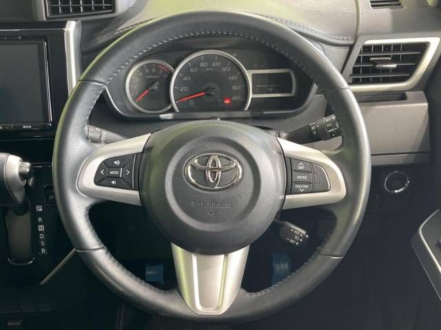 Toyota ROOMY 2018-05 20581-11