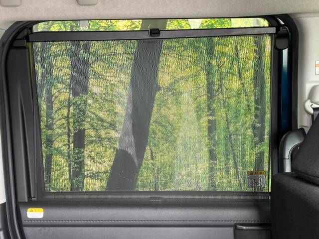 Toyota ROOMY 2018-05 20581-7