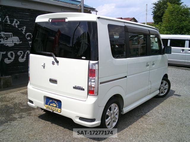 Suzuki EVERY WAGON 2011-10 269028-3