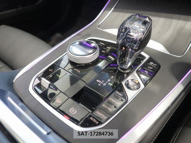 Bmw X7 2020-08 350363-13