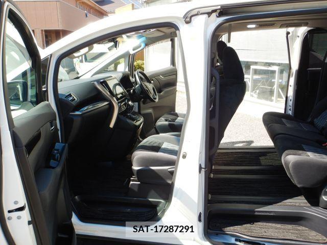 Toyota ALPHARD 2019-03 299476-17