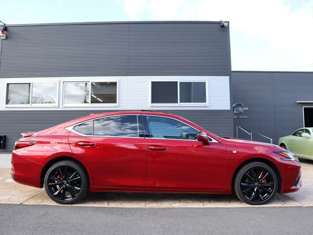 Lexus ES 2022-12 183372-3