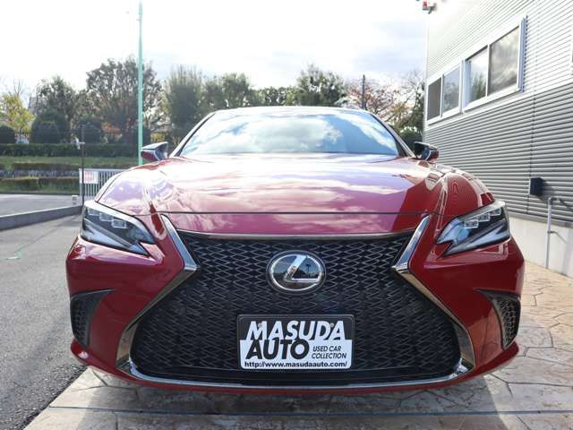 Lexus ES 2022-12 183372-1