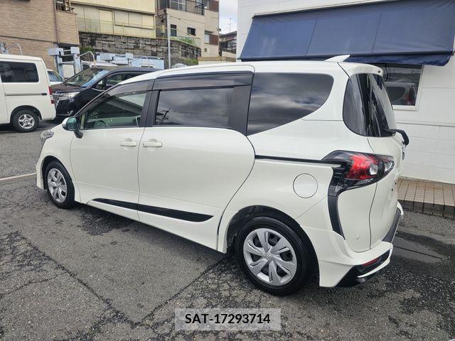 Toyota SIENTA 2021-02 285079-2