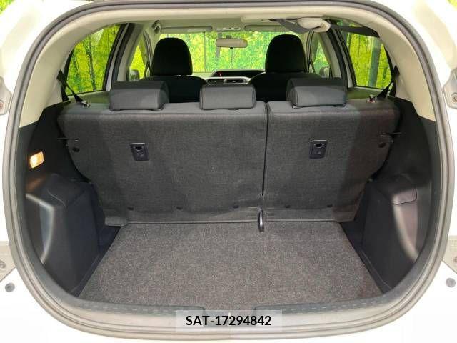 Toyota AQUA 2013-06 395664-9