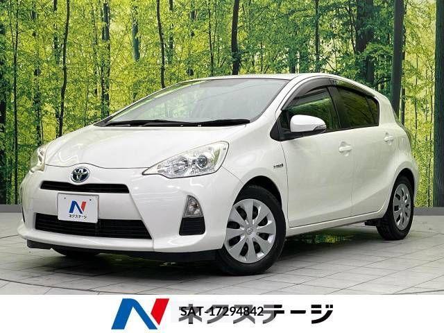 Toyota AQUA 2013-06 395664-0