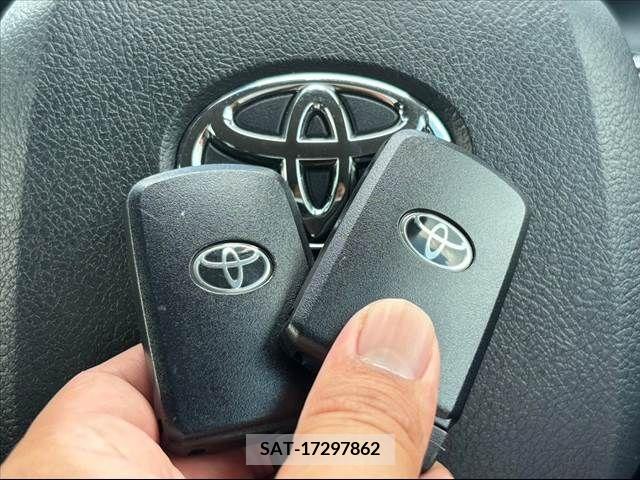 Toyota SIENTA 2016-08 344474-3