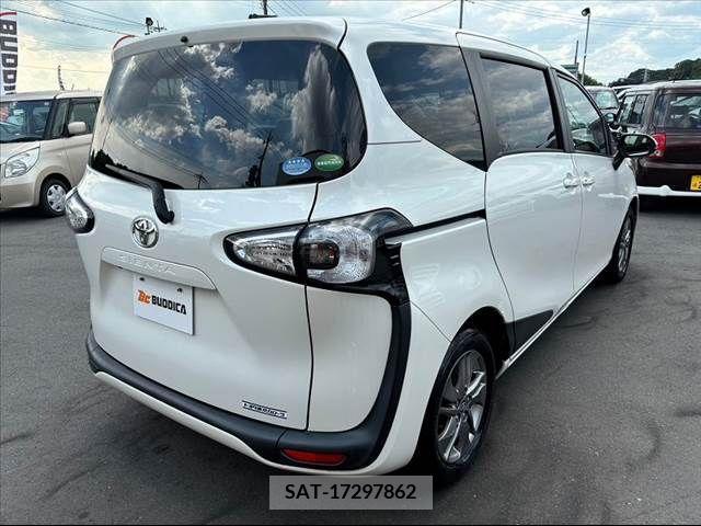 Toyota SIENTA 2016-08 344474-12