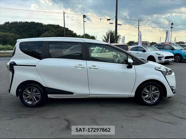 Toyota SIENTA 2016-08 344474-11