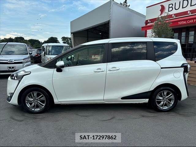 Toyota SIENTA 2016-08 344474-10