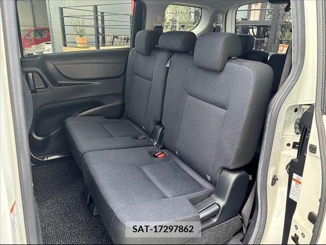 Toyota SIENTA 2016-08 344474-17
