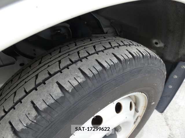 Mazda BONGO VAN 2015-03 327428-14