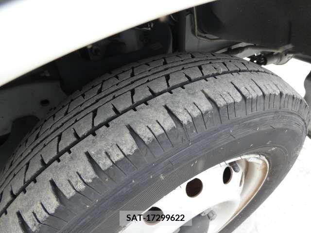 Mazda BONGO VAN 2015-03 327428-12