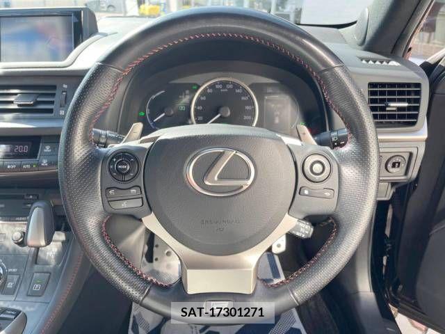 Lexus CT 2016-01 322680-11