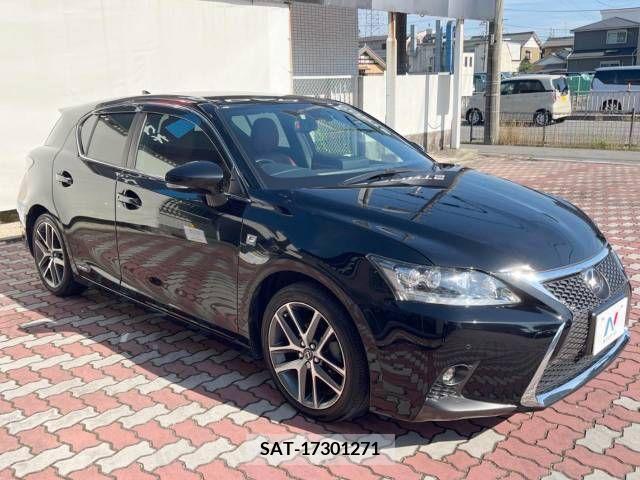 Lexus CT 2016-01 322680-16