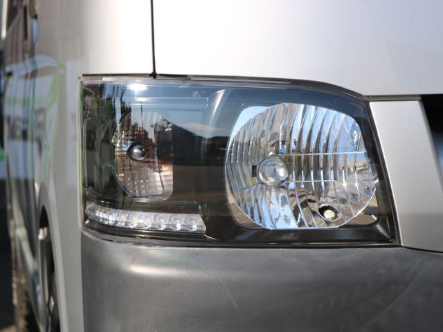Toyota HIACE VAN 2006-06 5426-9