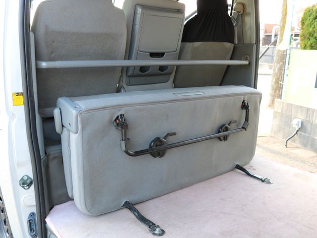 Toyota HIACE VAN 2006-06 5426-3