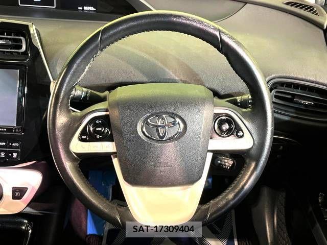 Toyota PRIUS 2016-06 380718-11