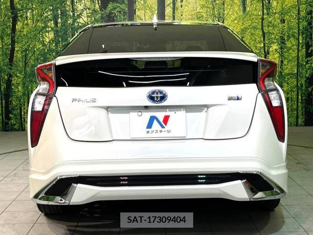 Toyota PRIUS 2016-06 380718-15