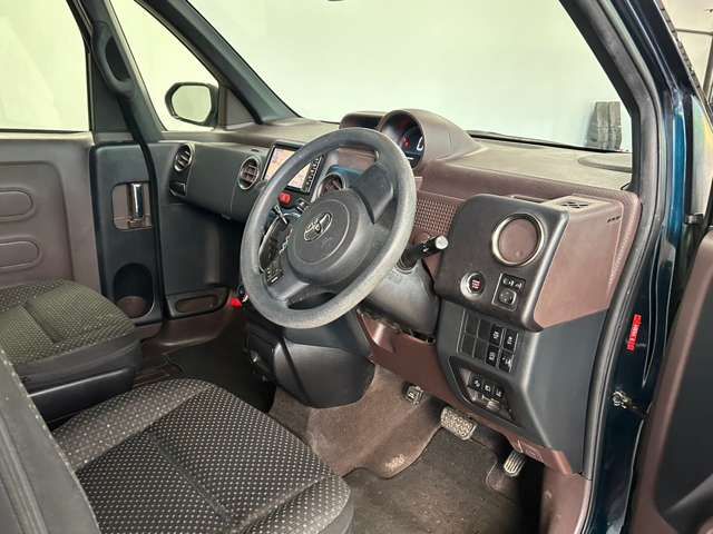 Toyota SPADE 2016-11 194289-17