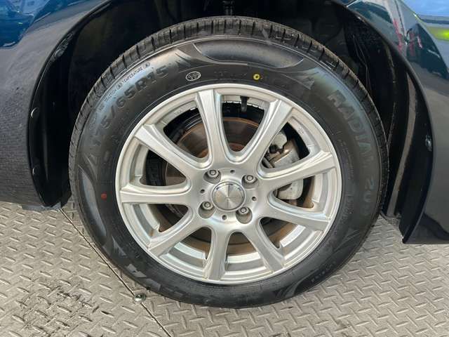 Toyota SPADE 2016-11 194289-13