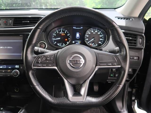 Nissan X-TRAIL 2017-08 183643-11