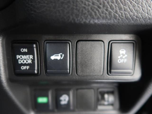 Nissan X-TRAIL 2017-08 183643-4