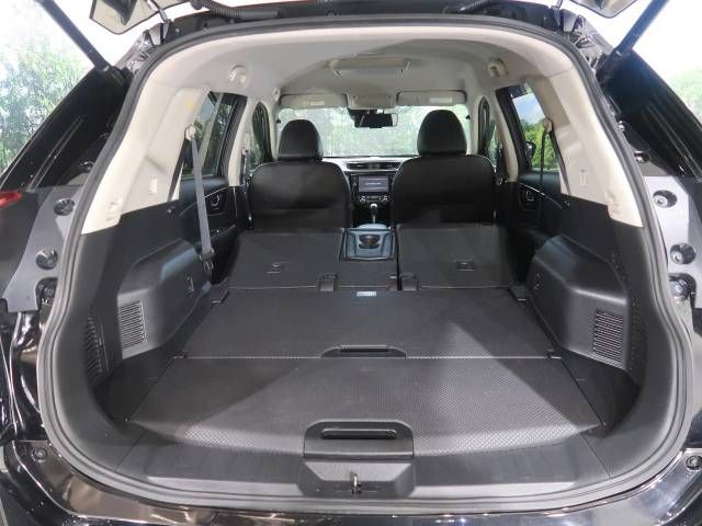 Nissan X-TRAIL 2017-08 183643-10