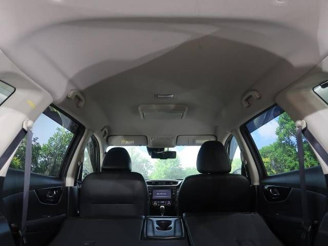 Nissan X-TRAIL 2017-08 183643-3