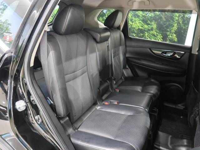 Nissan X-TRAIL 2017-08 183643-9
