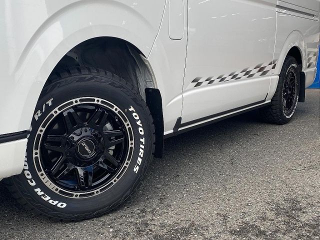 Toyota HIACE VAN 2023-01 12341-2