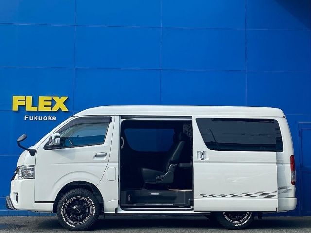 Toyota HIACE VAN 2023-01 12341-5