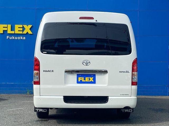 Toyota HIACE VAN 2023-01 12341-7