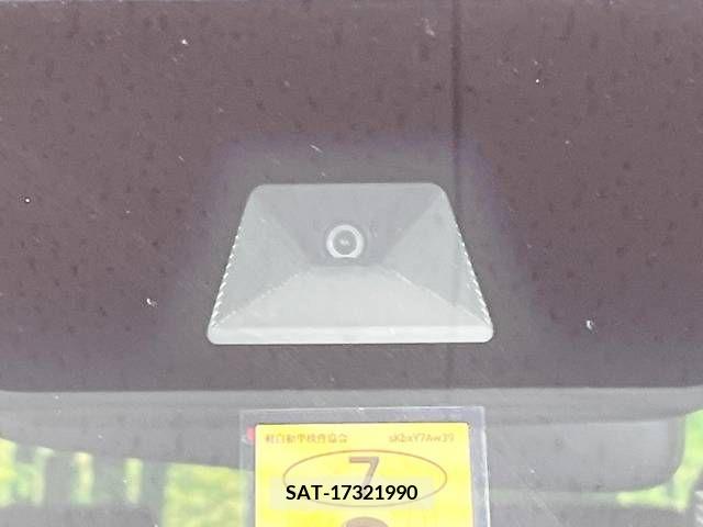 Honda N BOX CUSTOM 2018-03 379308-5