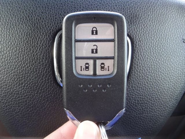 Honda e 2015-07 28915-19