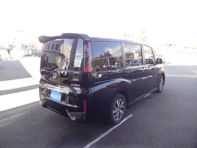Honda e 2015-07 28915-1