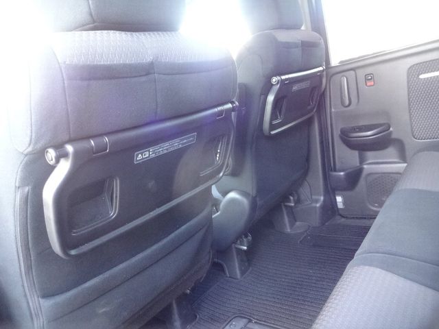 Honda e 2015-07 28915-11
