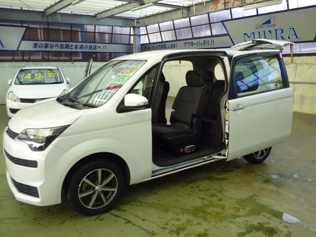 Toyota SPADE 2013-12 102-18