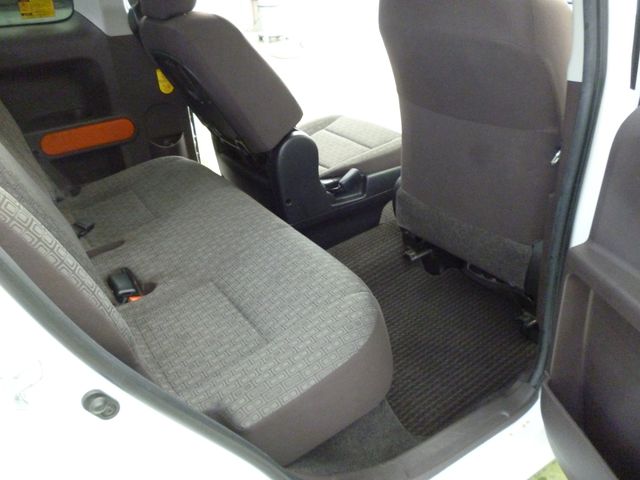 Toyota SPADE 2013-12 102-15