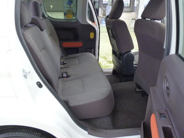 Toyota SPADE 2013-12 102-17