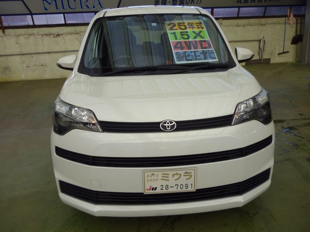 Toyota SPADE 2013-12 102-1