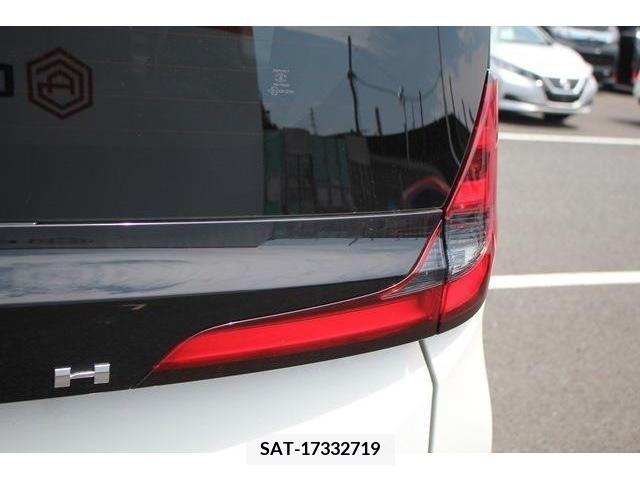 Toyota NOAH 2023-04 386941-13