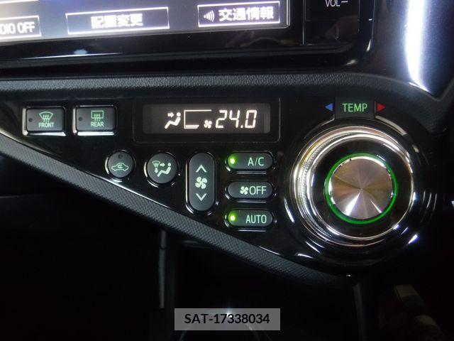 Toyota AQUA 2014-10 242345-15